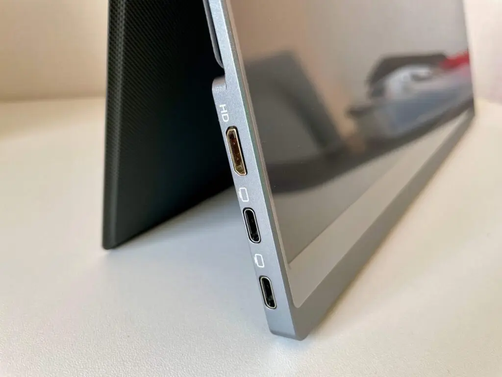 モバイルディスプレイ故障箇所有り THANKO(サンコー)で買ったモバイルディスプレイWTCPM156の修理