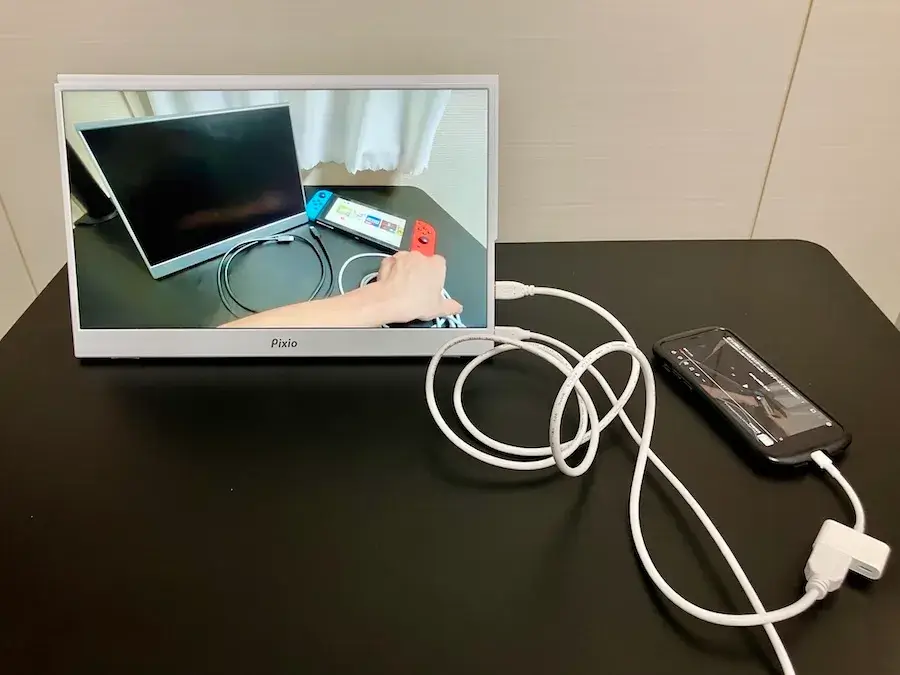 Pixio PX160 Waveスマホ横