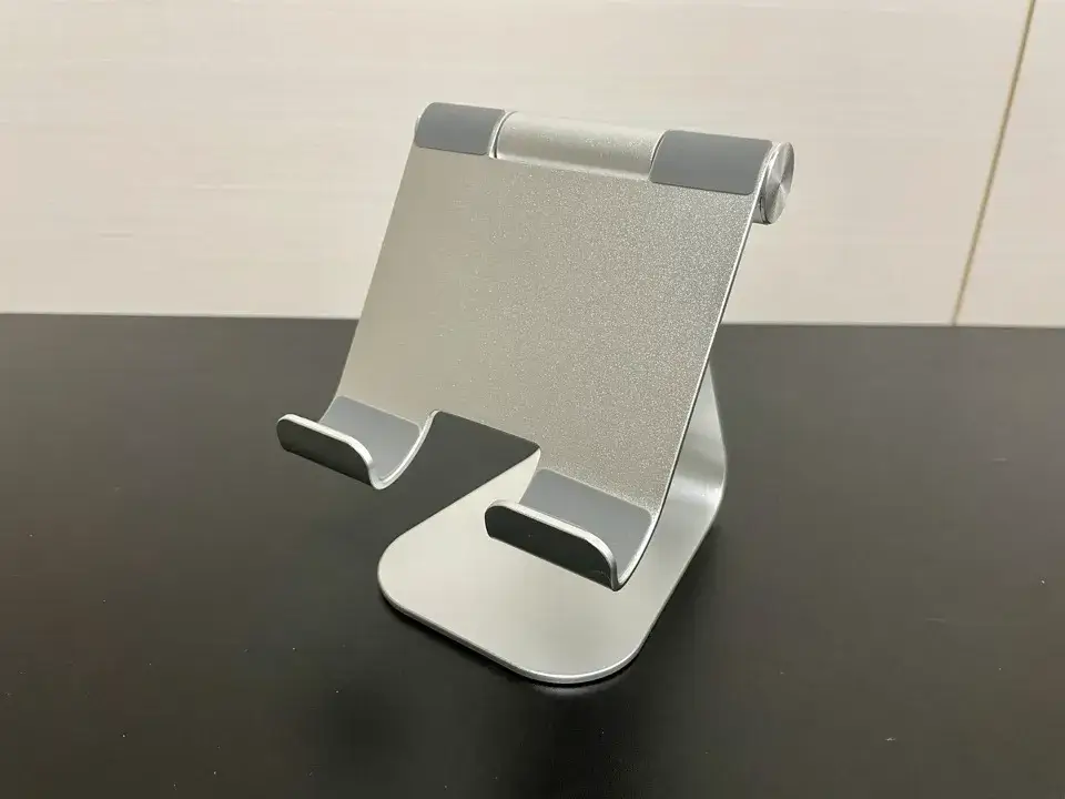 lomicalタブレットスタンド　全体