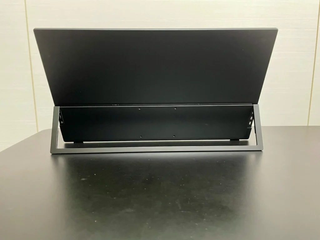 8UPERFECT　M185E06-後ろ