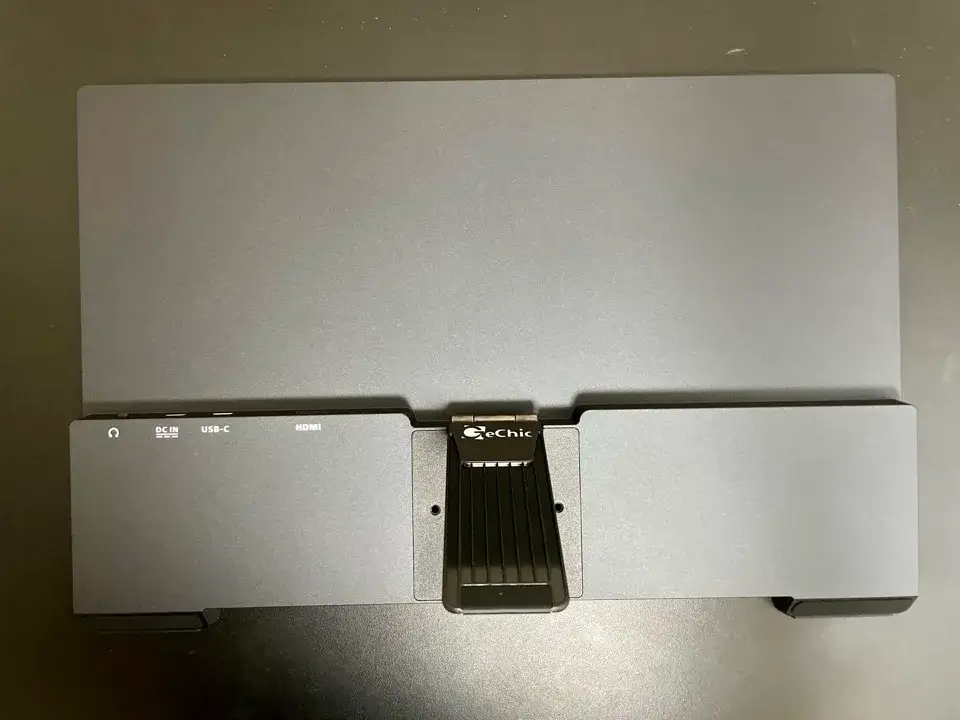 14-GeChic ON-LAP-M152Hスタンド4