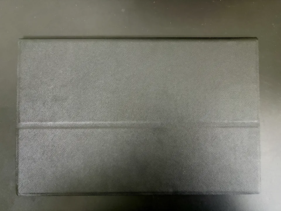 12JAPANNEXT_JNMDOLED1331UHDRTカバー畳んだ_