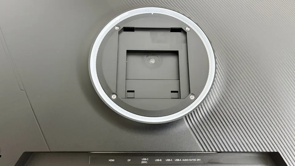 JN-IPSC34UQ2-C6のVESA取り付け部